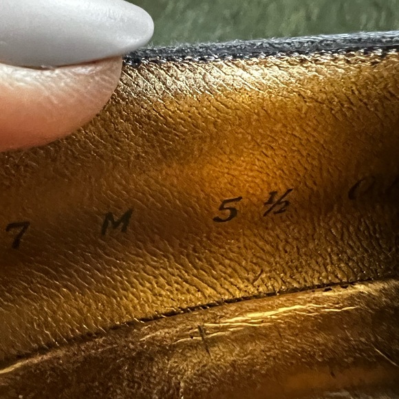 Yves Saint Laurent Vtg. Satin heels - Picture 11 of 12